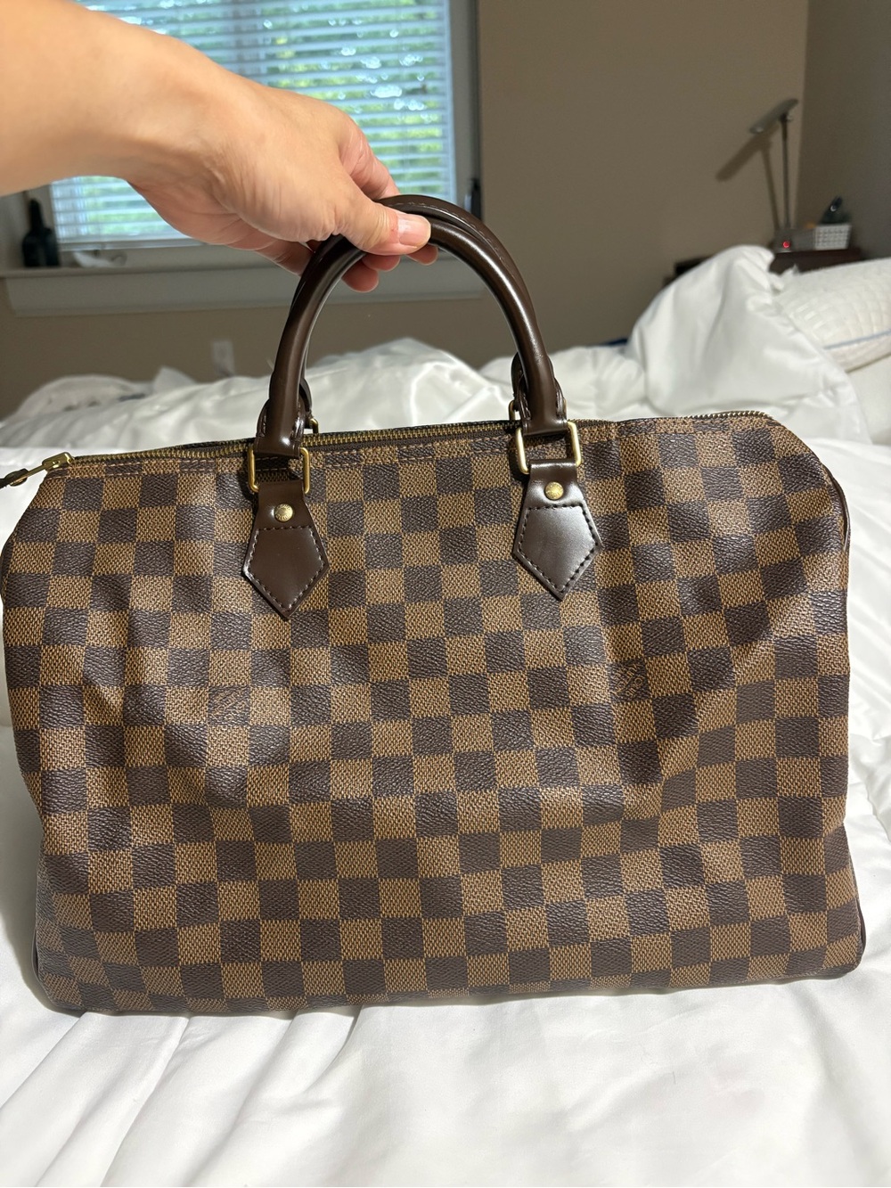 Louis Vuitton Speedy 35, like new, authenticated